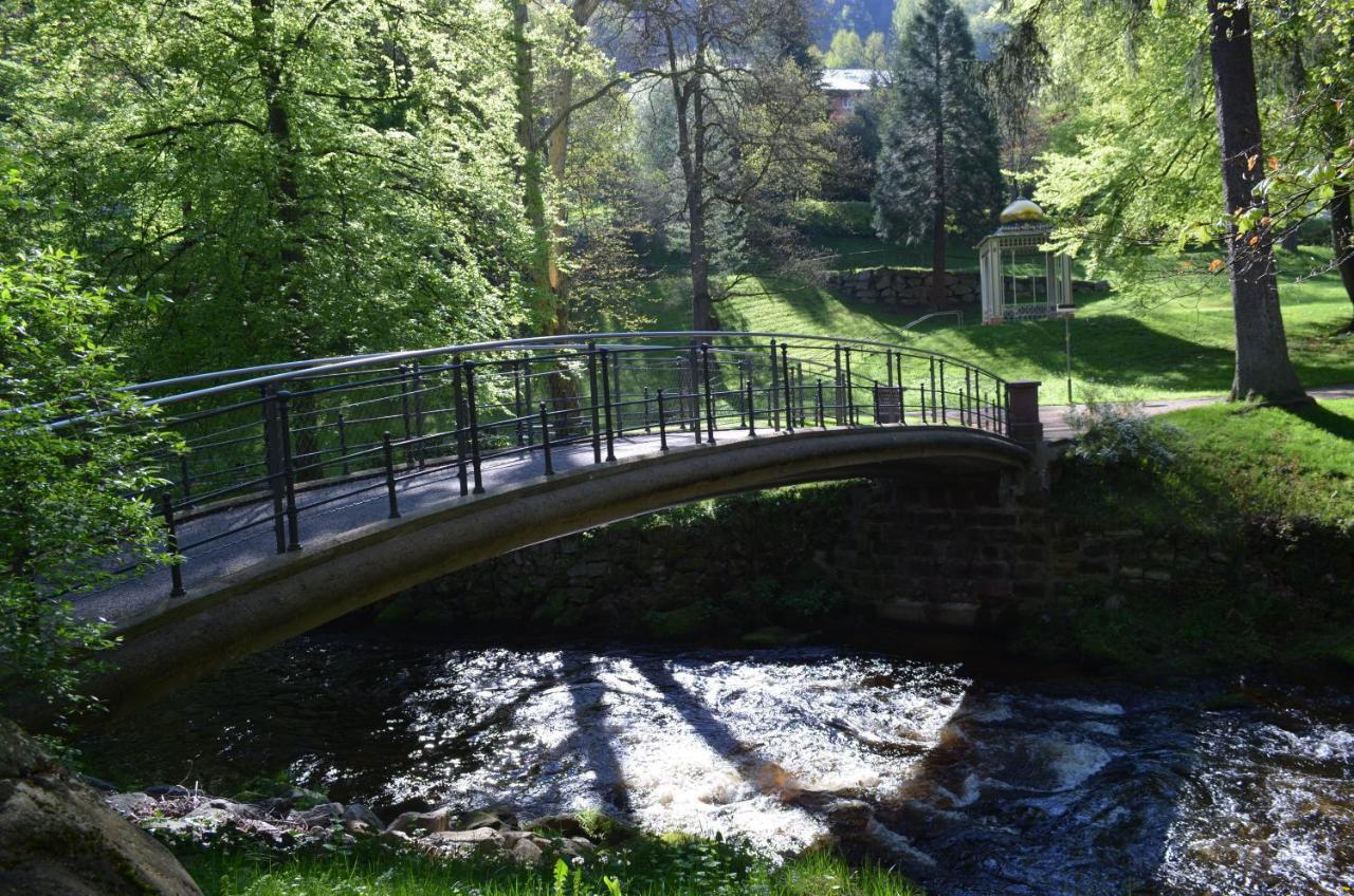 Ferienwohnung Am Kurpark Bad Wildbad Exterior photo